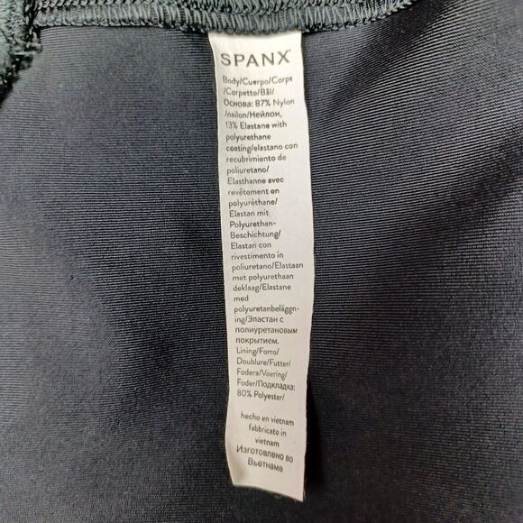 Spanx Shapewear Black Faux Leather Leggings Size Large - Picture 8 of 10